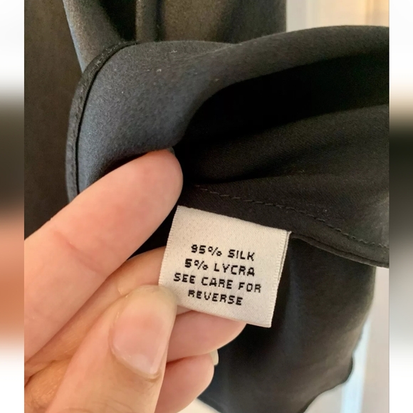 St. John Silk Tank Top - Picture 3 of 5